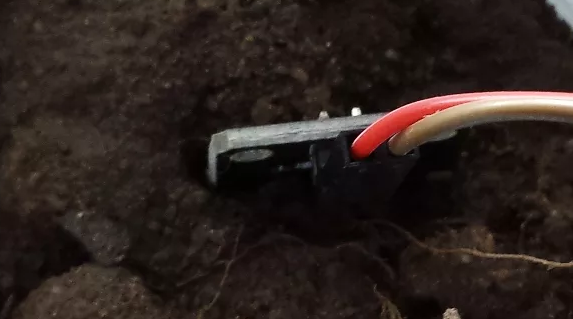 hygrometer in soil